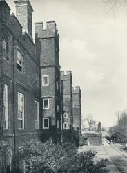 Die Ostfront des Colleges, 1926