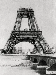 Der Eiffelturm im Bau, Paris, um 1888