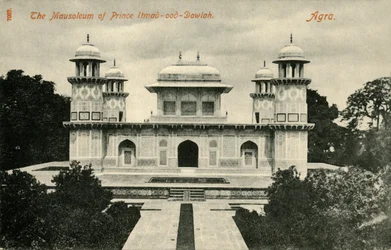 Das Mausoleum von Prinz Itmad-ood-Dowlah, Agra