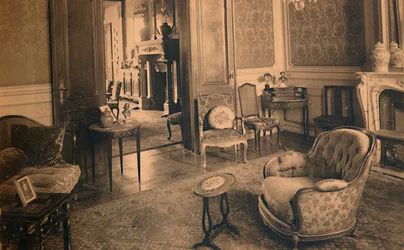 Das Büro des Ministers in der kubanischen Botschaft in Brüssel, Belgien, 1927