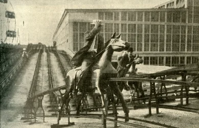 Das Hindernisrennen, 1910