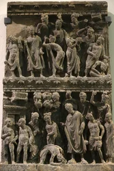 Das Victoria and Albert Museum. Relief, das einen Mordversuch auf Buddha zeigt. 100-200. Schiefer. Gandhara/Nordwestpakistan. Vereinigtes Königreich