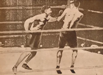 Die ersten drahtlosen Fotografien von Amerika nach England wurden am 25. September gesendet - Dempsey gegen Tunn