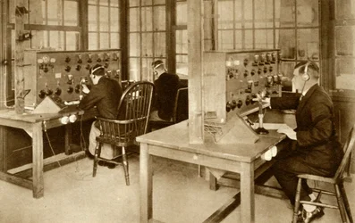 Der drahtlose Übertragungsraum am Flughafen Croydon, Süd-London, 1928, 1935