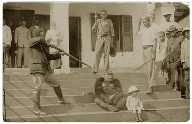 Ein gezähmter Gorilla, ca. 1910