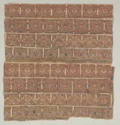 Gewandfragment mit Sternen in versetzten Quadraten, 1200er