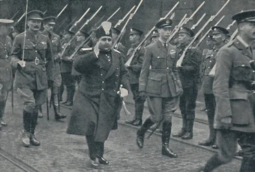 Begrüßung eines weiteren angesehenen ausländischen Besuchers, 1919