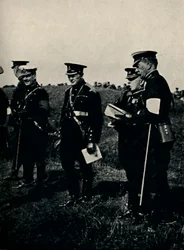 Mit General French bei Armeemanövern, 1912