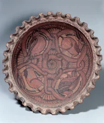 Koptischer Becher, bemalte Terrakotta mit Girlandenrändern, ägyptisch, 7. Jahrhundert n. Chr.