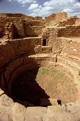 Eingang zu einer Kiva, gebaut ca. 11.-14. Jahrhundert
