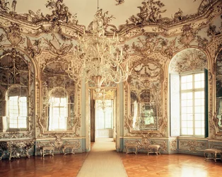 Innenansicht des Spiegelsaals, entworfen von Francois Cuvillies, 1734-39