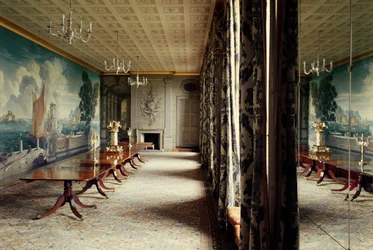 Das Esszimmer in Plas Newydd, Anglesey, mit Wandgemälde von Rex Whistler, 1936