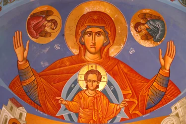 Chor-Deckenfresko in der orthodoxen Kirche von Pedoulas. Jungfrau und Kind, 20150510, Pedoulas, Zypern