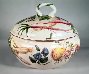 Chelsea Suppenterrine mit botanischer Dekoration, ca. 1753-57