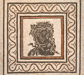 Bodenmosaik mit der Darstellung einer Jahreszeit im Zentrum, drittes Jahrhundert n. Chr., Nationalmuseum Rom (Museo Nazionale Romano), Rom, Italien