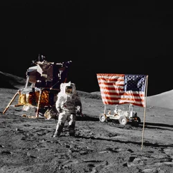 Harrison H Schmitt auf der Mondoberfläche während der Apollo 17 Landemission