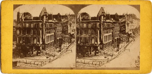 Gemeinde von Paris (1871): Ansicht von Paris in Trümmern