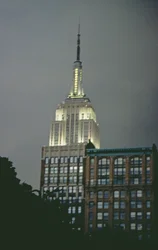 Das Empire State Building bei Nacht