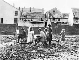 Vereinigtes Königreich: Künstler malen am Fluss Torridge. Appledore, Devon