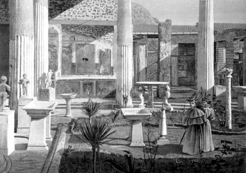 Touristen besuchen die Ruinen von Pompeji