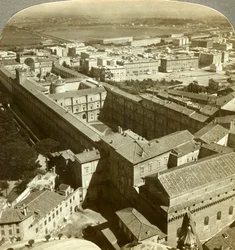Vatikanpalast von der Kuppel der Petersbasilika, Rom, Italien