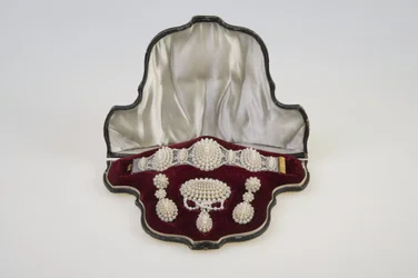 Hochzeitsarmband, Brosche und Ohrring-Set