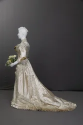 Hochzeitskleid