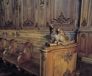 Barockarchitektur: Holzstall, der einen Adler darstellt, Attribut des Evangelisten Johannes. Chor (18. Jahrhundert) der Kirche St. Stephan. Innenansicht. Marmoutier, Bas-Rhin (67)