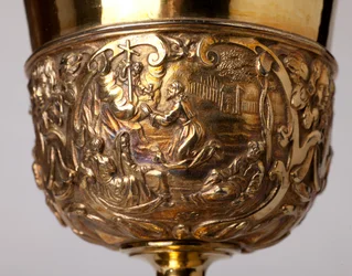 Metallbearbeitung. Kelch. Geschenk von Kanonikus A. Le Vaillant de la Bassarderie, Dekan des Domkapitels 1726 bis 1758. 18. Jahrhundert. Detail