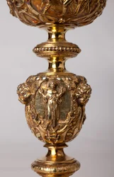 Goldschmiedekunst. Kelch. Geschenk von Kanonikus A. Le Vaillant de la Bassarderie, Dekan des Domkapitels 1726 bis 1758. 18. Jahrhundert. (Detail)