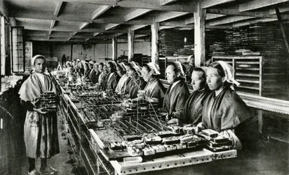 Sardinenkonservierung, Sardinenindustrie, Finistère, Bretagne