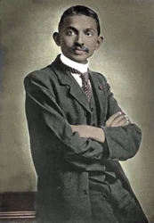 Porträt des politischen Führers Mohandas Karamchand Gandhi (1869-1948), bekannt als Mahatma, indischer politischer und geistlicher Führer