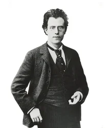 Porträt des österreichischen Komponisten und Dirigenten Gustav Mahler -