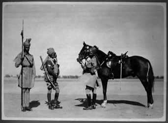 Drei abgestiegene Sowars der 2. Madras Leichten Kavallerie, um 1880