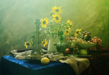 Elegantes Stillleben Sonnenblumen
