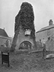 Ein Grab über der Erde, Pinner Churchyard, London, 1924-1926