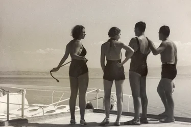 Passagiere an Bord der Oceania, aus dem Album 