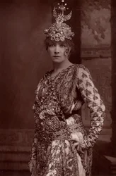 Henriette Rosine Bernard genannt Sarah Bernhardt (1844-1923)