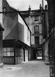 Calverts Gebäude, mit einem typischen Innenhof der alten Borough High Street, London, 1926-1927