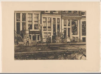 Ansicht der Häuser an der Oude Waal in Amsterdam