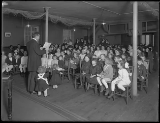 Sonntagsschulklasse in der Baptistenkirche in der 235 E. 83rd Street, New York City, 27. Februar 1916