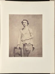 Erfolgreiche Exzision des Kopfes des linken Humerus, gefolgt von Nekrose und sekundärer Exzision des restlichen Humerus und der oberen Extremitäten des Radius und der Ulna