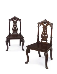 Paar George II Hallstühle, ausgeführt von James Moore dem Jüngeren, ca. 1727-31 (Mahagoni)