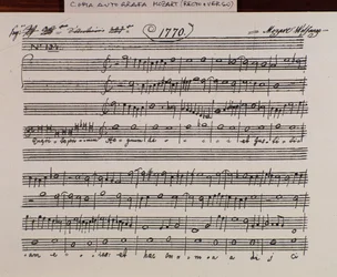 Notenseite für Querite primum regnum Dei von Mozart, um den Titel der Accademia filarmonico zu erhalten, Version korrigiert von Vater Martini (1770)