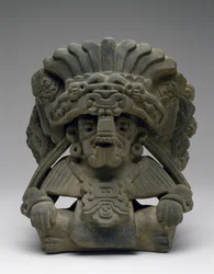 Urne mit einem sitzenden Vorfahren, 600-900 n. Chr.