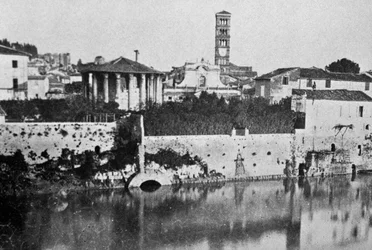 Cloaca Maxima (antikes Kanalsystem) und Tempel der Vesta oder Hercules Victor