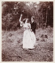 Edwardianisches Porträt, Paar mit Schaukel
