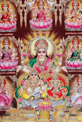 Lakshmi, die Frau von Vishnu, ist die Göttin des Wohlstands, des Glücks und der Schönheit