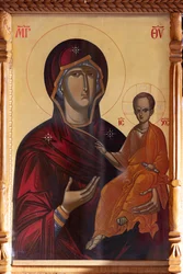 Kloster (Pangarati Manastirea). Die alte Kirche. Innenraum.