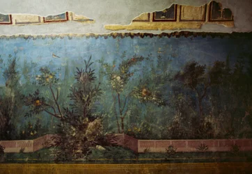 Fresko, das einen Garten mit Bäumen und Vögeln darstellt, aus dem Haus der Livia auf dem Palatin, Rom, Italien. Römische Zivilisation